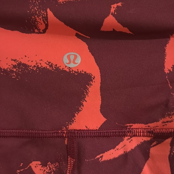 Lululemon athletics High Rise Crop Leggings - Picture 3 of 4